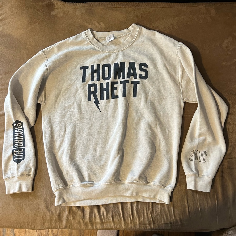 Thomas Rhett - 2018 Life Changes Tour Crewneck Sweatshirt - Size: Large